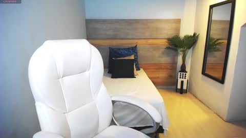 Snapshot of liseth_fox chatting on 7, 2, 2025 Liseth Fox online show from 7, 2, 2025