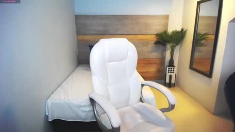 Snapshot of liseth_fox chatting on 19, 2, 2025 Liseth Fox online show from 19, 2, 2025