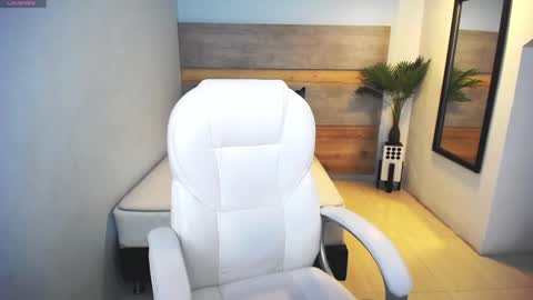 Snapshot of liseth_fox chatting on 11, 3, 2025 Liseth Fox online show from 11, 3, 2025