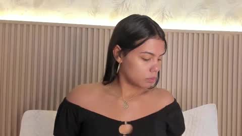 Snapshot of liss_reyes chatting on 5, 10, 2025 Liss online show from 5, 10, 2025