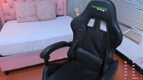 Snapshot of lissa_jhonsoon chatting on 22, 2, 2025 L I S S A online show from 22, 2, 2025