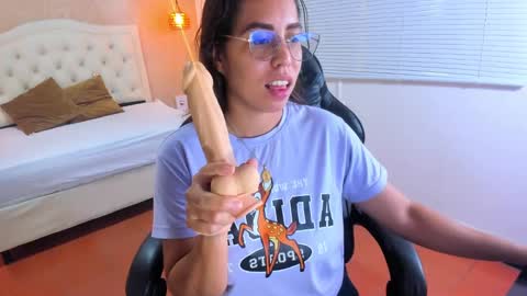 Snapshot of lissa_jhonsoon chatting on 10, 3, 2025 L I S S A online show from 10, 3, 2025