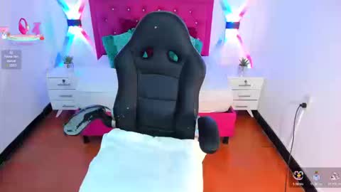 Snapshot of lissa_jhonsoon chatting on 21, 9, 2025 L I S S A online show from 21, 9, 2025