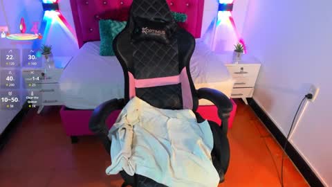 Snapshot of lissa_jhonsoon chatting on 25, 9, 2025 L I S S A online show from 25, 9, 2025