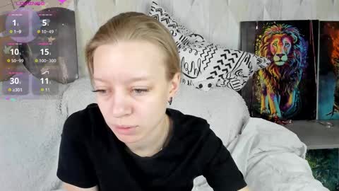 Snapshot of lissa_kitsune chatting on 15, 10, 2025 Lissa online show from 15, 10, 2025