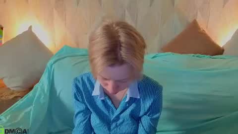 Snapshot of lissa_kitsune chatting on 9, 7, 2026 Lissa online show from 9, 7, 2026