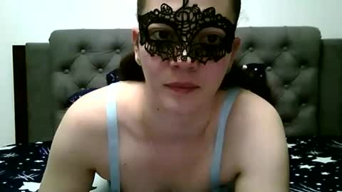 Lissa online show from 8, 2, 2025