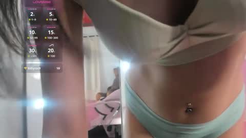 lissa_petitee online show from 30, 9, 2025