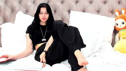 LissaAllison online show from 8, 3, 2025