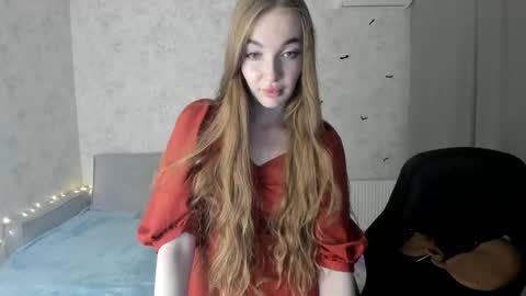 Snapshot of lissacain chatting on 4, 10, 2025 Lissa online show from 4, 10, 2025