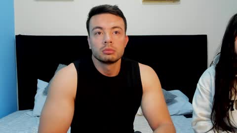 Natalia and alejandro online show from 22, 4, 2026