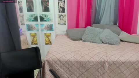 Snapshot of lissavillalobos chatting on 1, 12, 2024 lissa online show from 1, 12, 2024