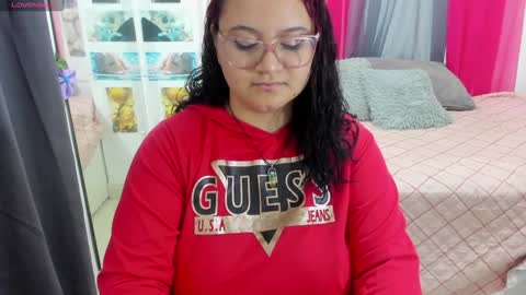 Snapshot of lissavillalobos chatting on 4, 12, 2024 lissa online show from 4, 12, 2024