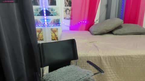 Snapshot of lissavillalobos chatting on 7, 1, 2025 lissa online show from 7, 1, 2025