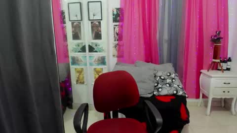 Snapshot of lissavillalobos chatting on 30, 10, 2025 lissa online show from 30, 10, 2025