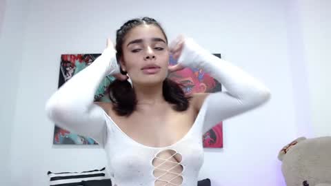 Liss Brown online show from 8, 2, 2025