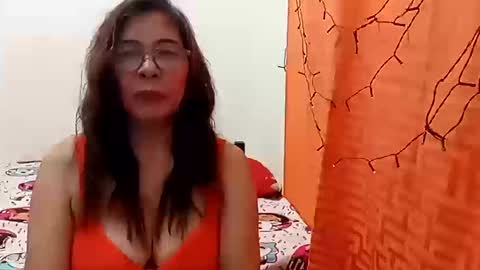 Snapshot of litamilf14 chatting on 17, 12, 2025 litamilf14 online show from 17, 12, 2025