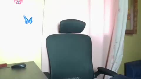 Snapshot of litlecarene chatting on 5, 12, 2025 litlecarene online show from 5, 12, 2025