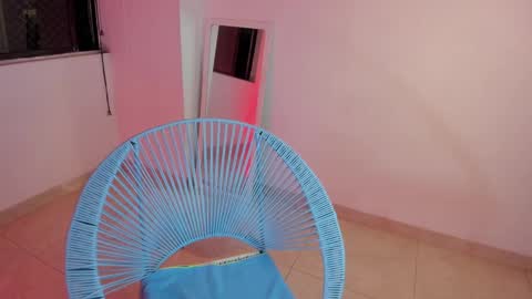 Snapshot of litlle_danni chatting on 7, 10, 2025 Danni online show from 7, 10, 2025