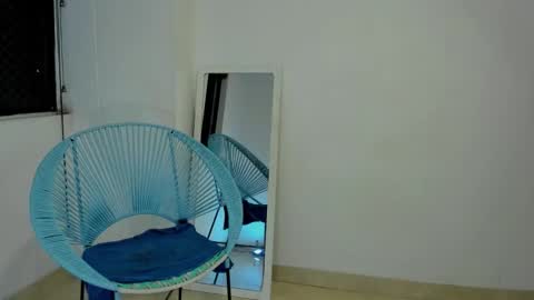 Snapshot of litlle_danni chatting on 17, 10, 2025 Danni online show from 17, 10, 2025