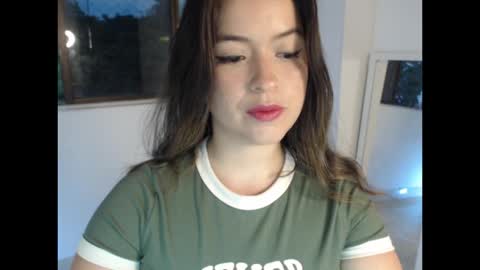 Snapshot of litlle_danni chatting on 1, 11, 2025 Danni online show from 1, 11, 2025