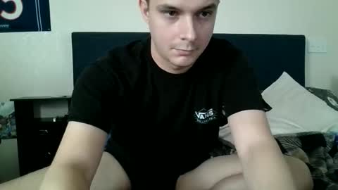 Snapshot of litlleguy28 chatting on 19, 3, 2026 Littleguy28 online show from 19, 3, 2026