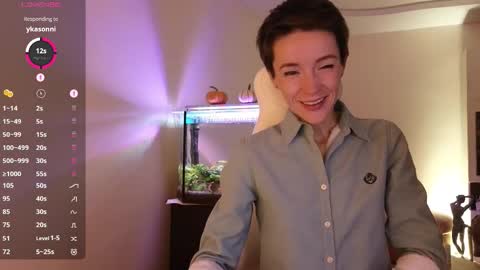 Snapshot of litllle_alis_a chatting on 26, 10, 2025 Alisa online show from 26, 10, 2025