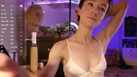 Snapshot of litllle_alis_a chatting on 19, 11, 2025 Alisa online show from 19, 11, 2025