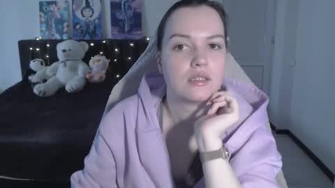 little__flowers online show from 7, 2, 2026