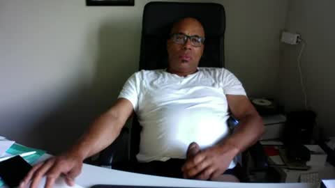 Snapshot of little_buddha chatting on 18, 6, 2026 Pure Black Power online show from 18, 6, 2026