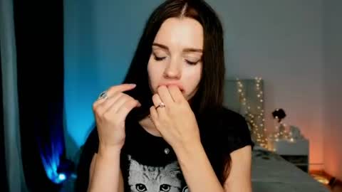 Snapshot of little_cuti1e chatting on 23, 7, 2026 Kathrine online show from 23, 7, 2026