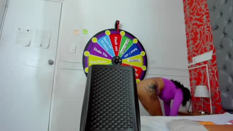 little_lilith_apple online show from 6, 2, 2025