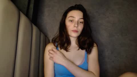 Mia   Im online every day 1530 PM in New York  2030 PM in London online show from 9, 2, 2026