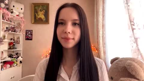 Snapshot of little_milou chatting on 15, 10, 2025 Milou online show from 15, 10, 2025