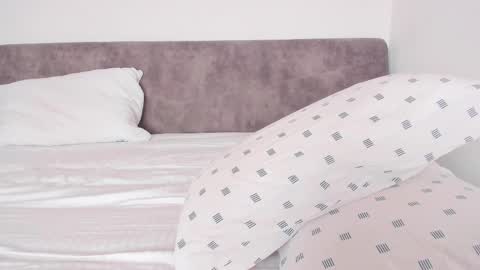 Snapshot of little_red_diamond chatting on 26, 2, 2025 hey im anna online show from 26, 2, 2025