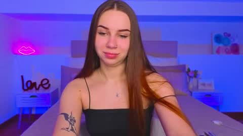 Snapshot of little_siin chatting on 14, 12, 2025 little_siin online show from 14, 12, 2025