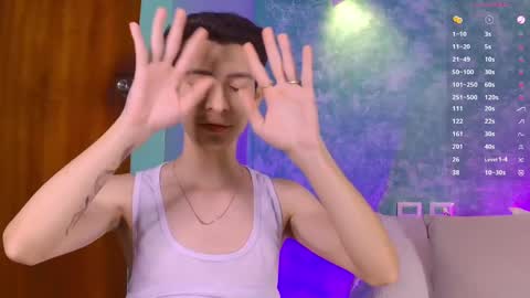 Snapshot of little_twiink chatting on 11, 11, 2025 Juan Ferrer online show from 11, 11, 2025