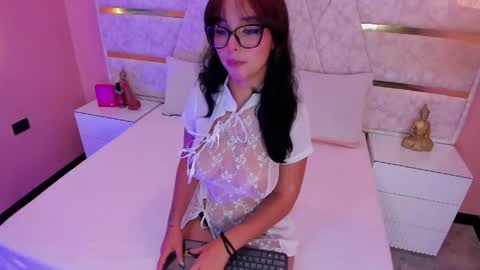 Im your little Velinda  online show from 10, 4, 2026