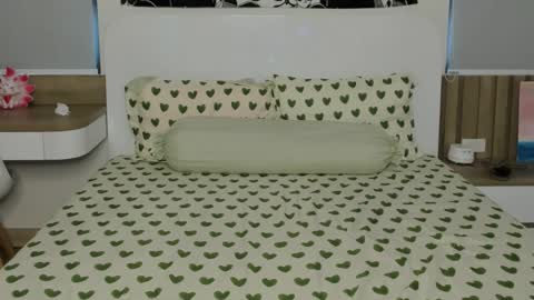 Yena and Gabby online show from 2, 4, 2026