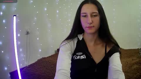 LittleAhWitch online show from 23, 9, 2025