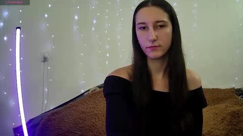 LittleAhWitch online show from 9, 10, 2025
