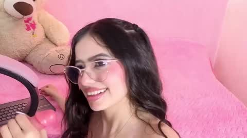 Ari online show from 15, 4, 2026