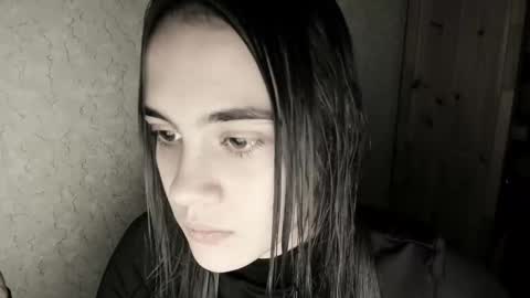 littleashleyy online show from 21, 12, 2025