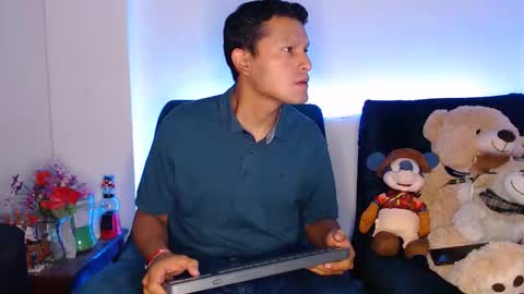 Manu online show from 8, 2, 2026