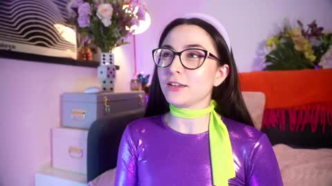 Snapshot of littlee33 chatting on 6, 10, 2025 Emily Hill online show from 6, 10, 2025