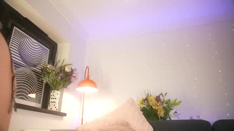 Emily Hill online show from 30, 3, 2026