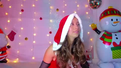 littlee_emma_ online show from 31, 12, 2024
