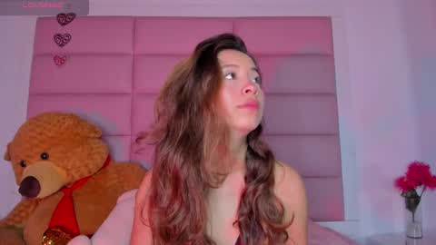 littlee_emma_ online show from 10, 1, 2025