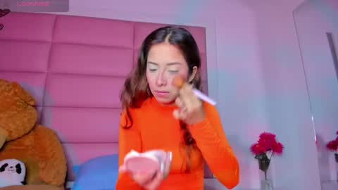 littlee_emma_ online show from 12, 1, 2025