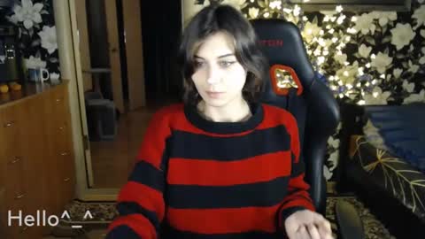 Snapshot of littlehappines chatting on 31, 12, 2024 littlehappines online show from 31, 12, 2024